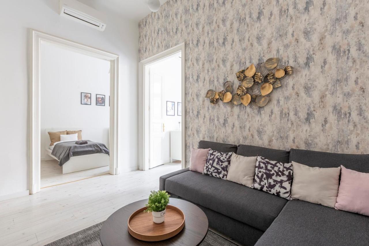 Deluxe Cozy Home In The Heart Of Boedapest Buitenkant foto