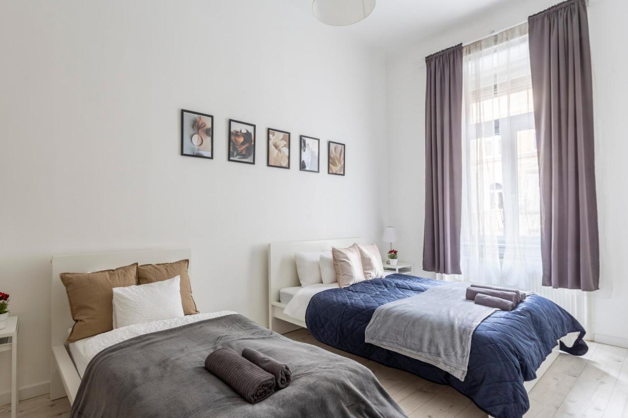Deluxe Cozy Home In The Heart Of Boedapest Buitenkant foto