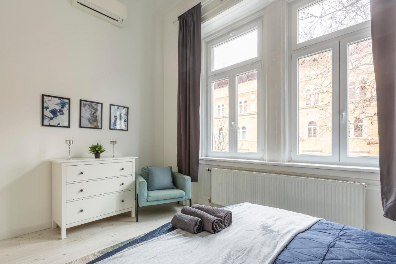 Deluxe Cozy Home In The Heart Of Boedapest Buitenkant foto